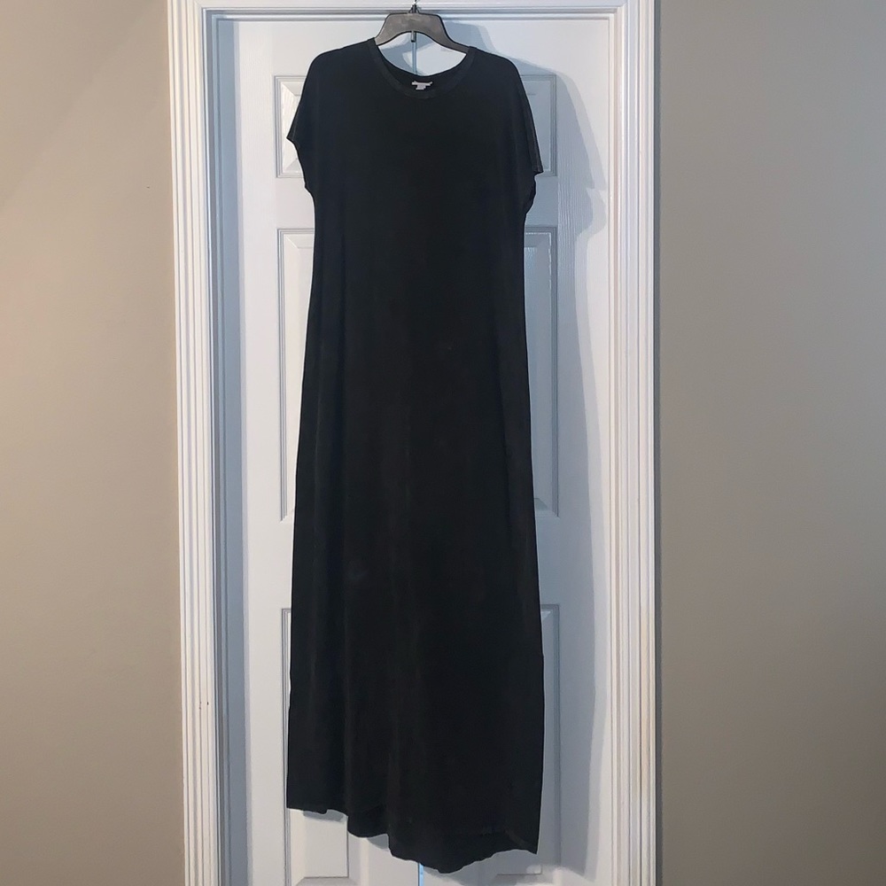 EUC LuLaRoe Black Acid Wash Maria Size Large